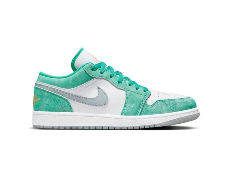 Nike Air Jordan 1 Low SE GS ‘New Emerald’