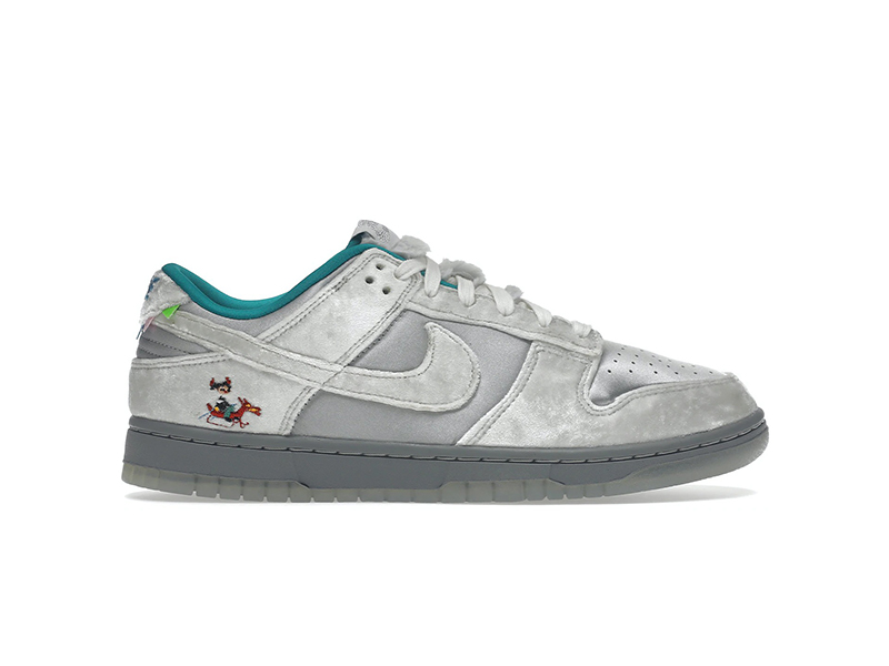 Nike Wmns Dunk Low ‘Ice’