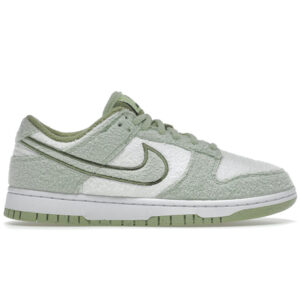 Nike Dunk Low SE Fleece Pack ‘Honeydew’