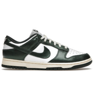 Nike Wmns Dunk Low ‘Vintage Green’