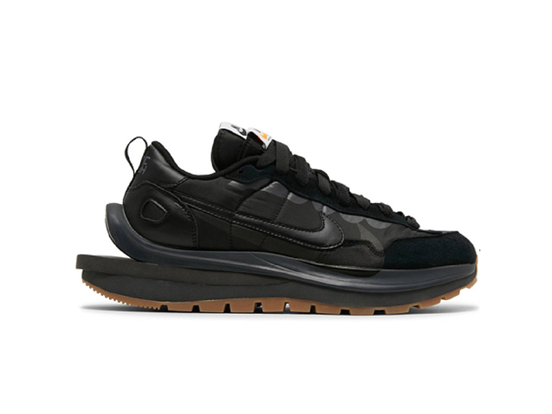 Nike Sacai x VaporWaffle 'Black Gum'