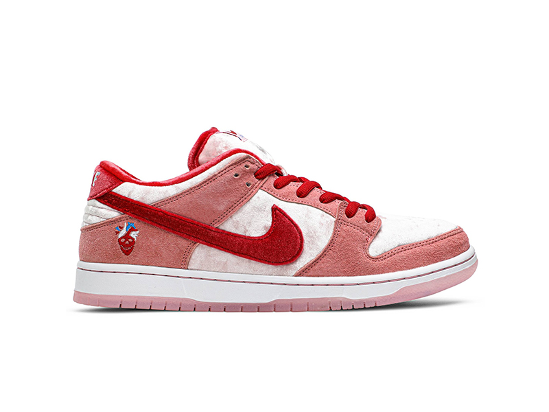 Nike StrangeLove x Dunk Low SB ‘Valentine’s Day’