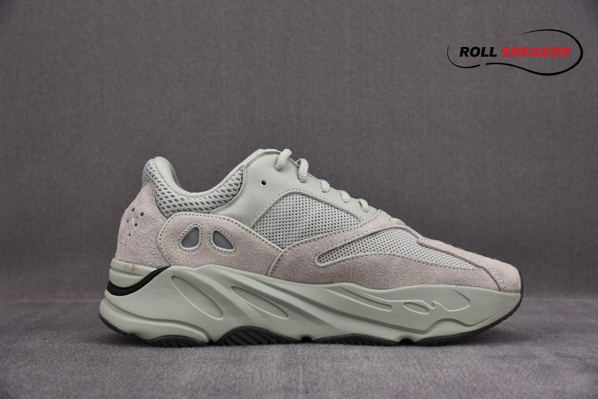 Adidas Yeezy 700 Salt