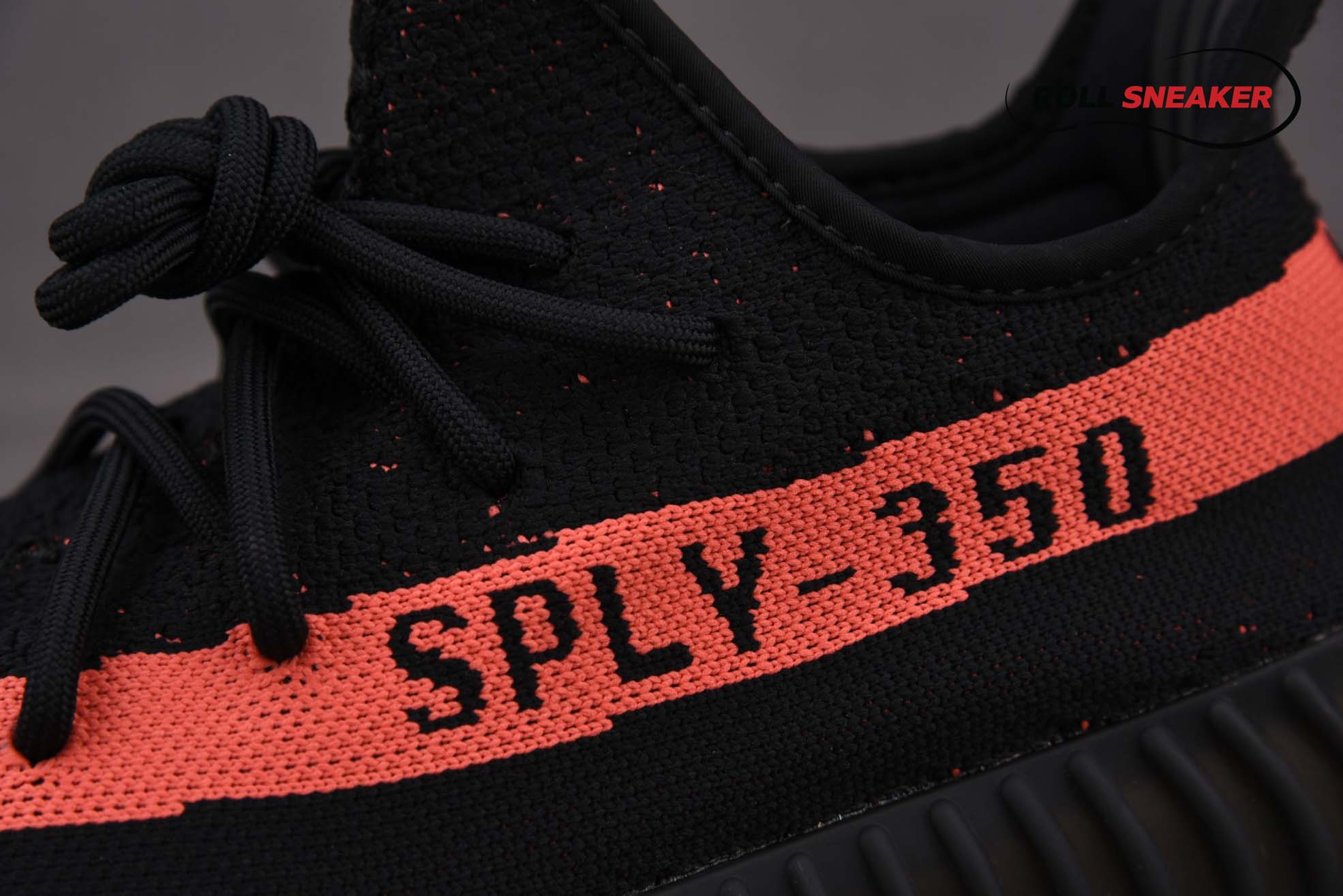 Adidas Yeezy Boost 350 V2 ‘Core Black Red’
