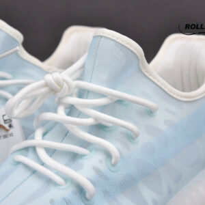 Adidas Yeezy Boost 350 V2 ‘Mono Ice’