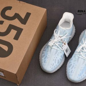 Adidas Yeezy Boost 350 V2 ‘Mono Ice’