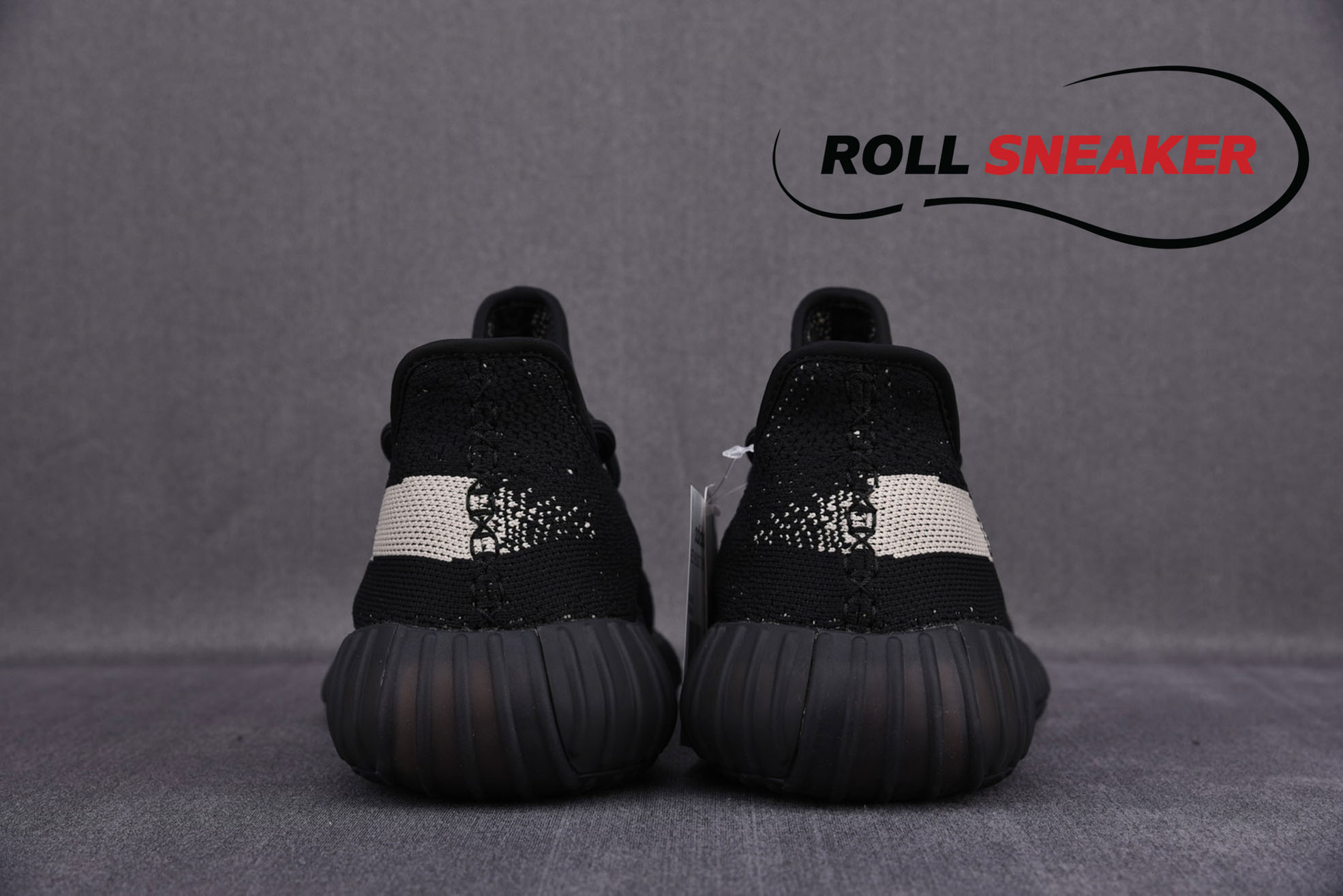 Adidas Yeezy Boost 350 V2 Oreo
