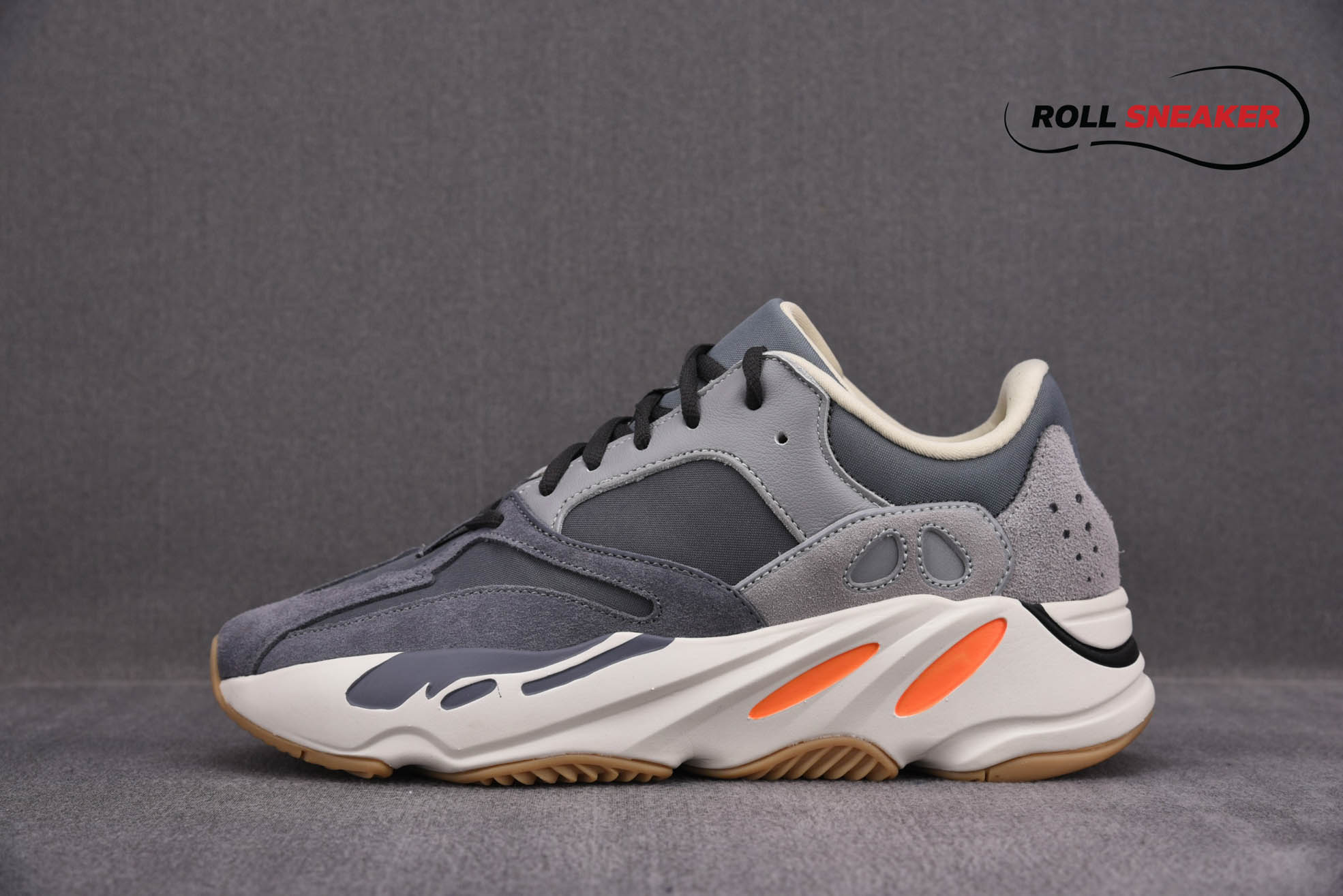 Adidas Yeezy Boost 700 Magnet
