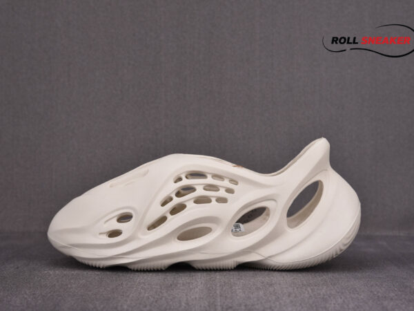 Adidas Yeezy Foam Runner màu trắng