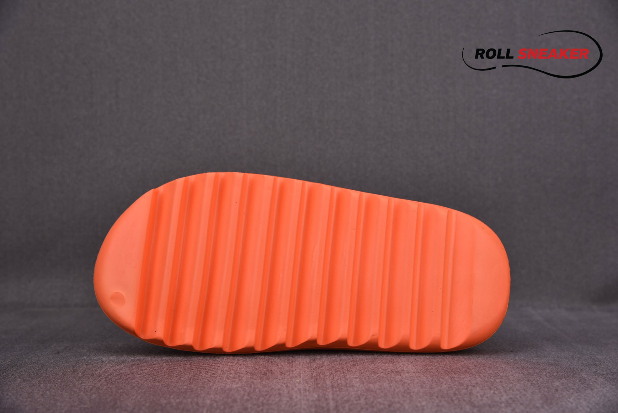 Adidas Yeezy Slides Enflame Orange – Cam
