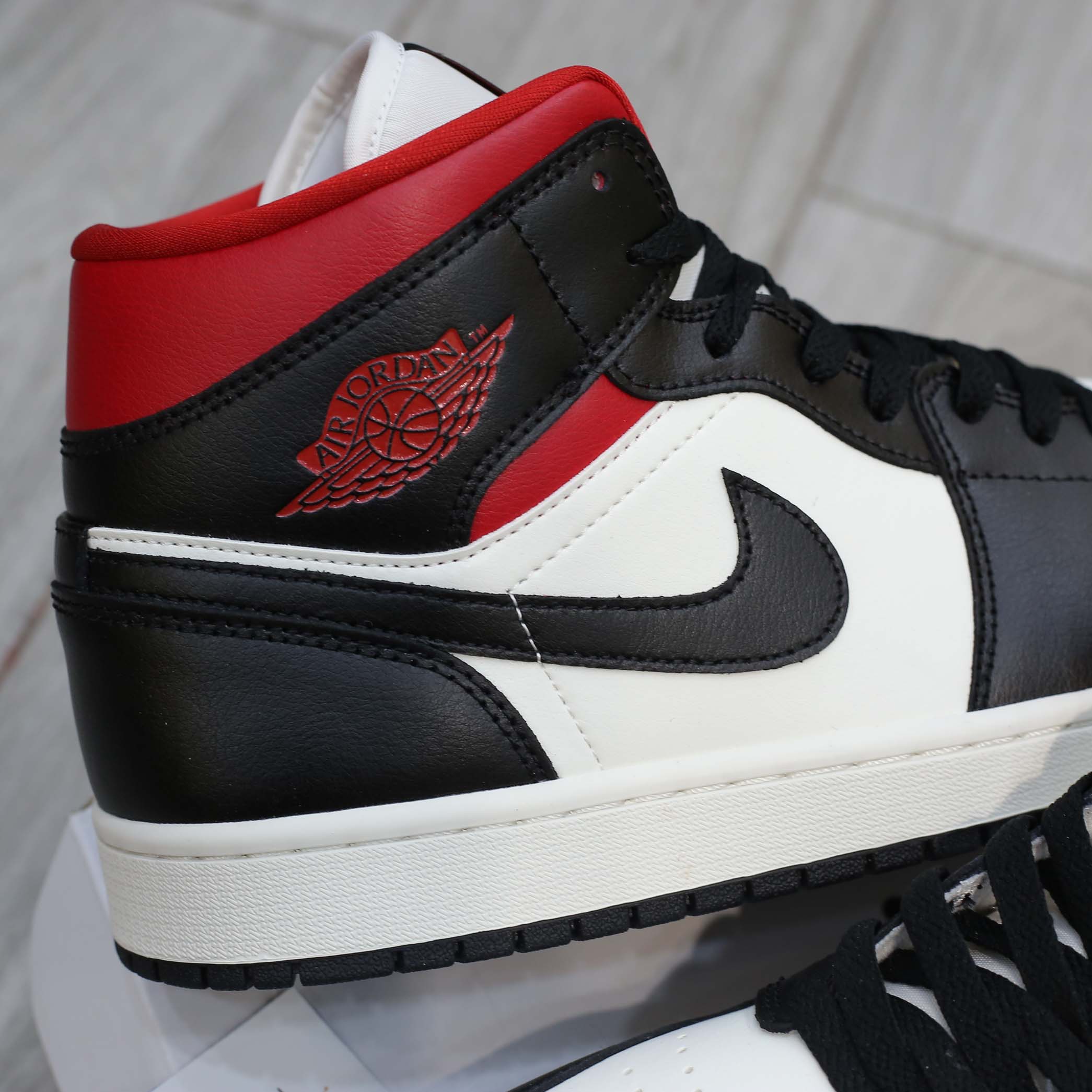 Air Jordan 1 Mid 'Black Sail Gym Red'