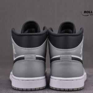 Air Jordan 1 Mid ‘Light Smoke Grey’ V1