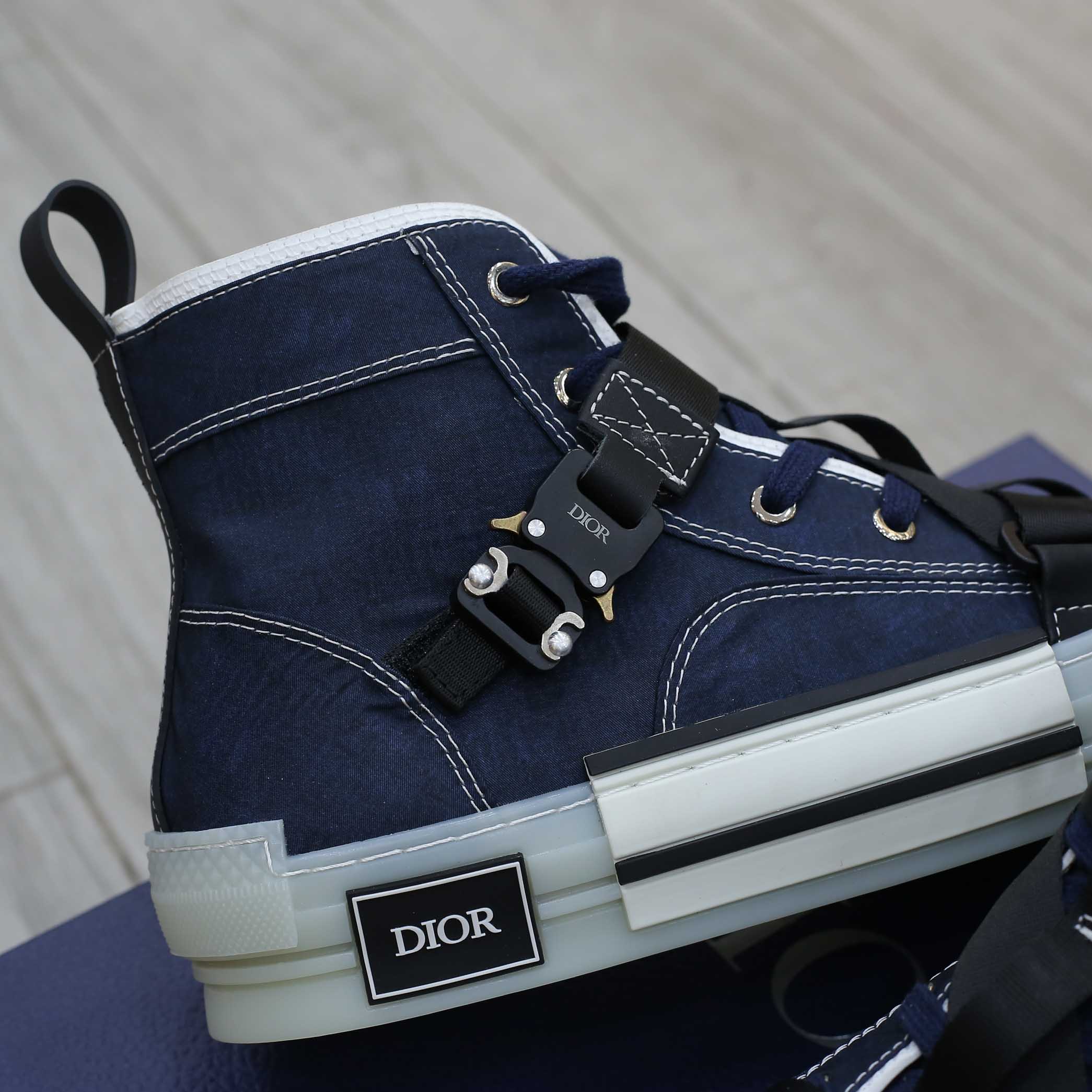 Dior B23 High ‘Cobra Buckle Canvas’
