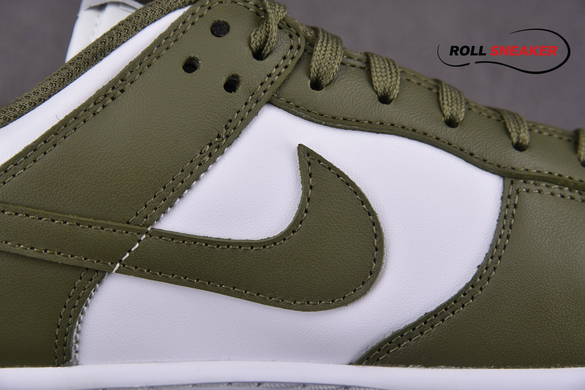 Dunk Low ‘Medium Olive’