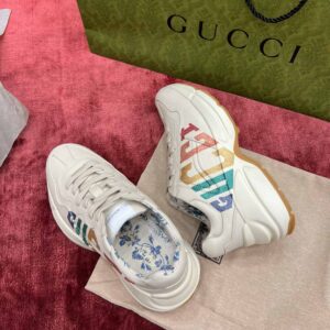 Gucci Chunky logo cầu vồng