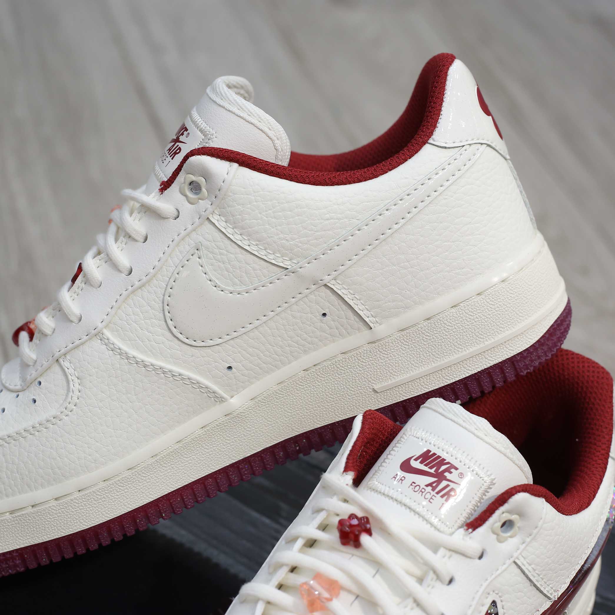 Giày Nike Air Force 1 Low Valentines Day 2024