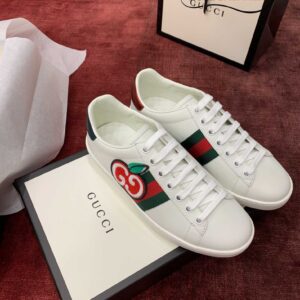 Gucci Ace GG Apple