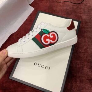 Gucci Ace GG Apple