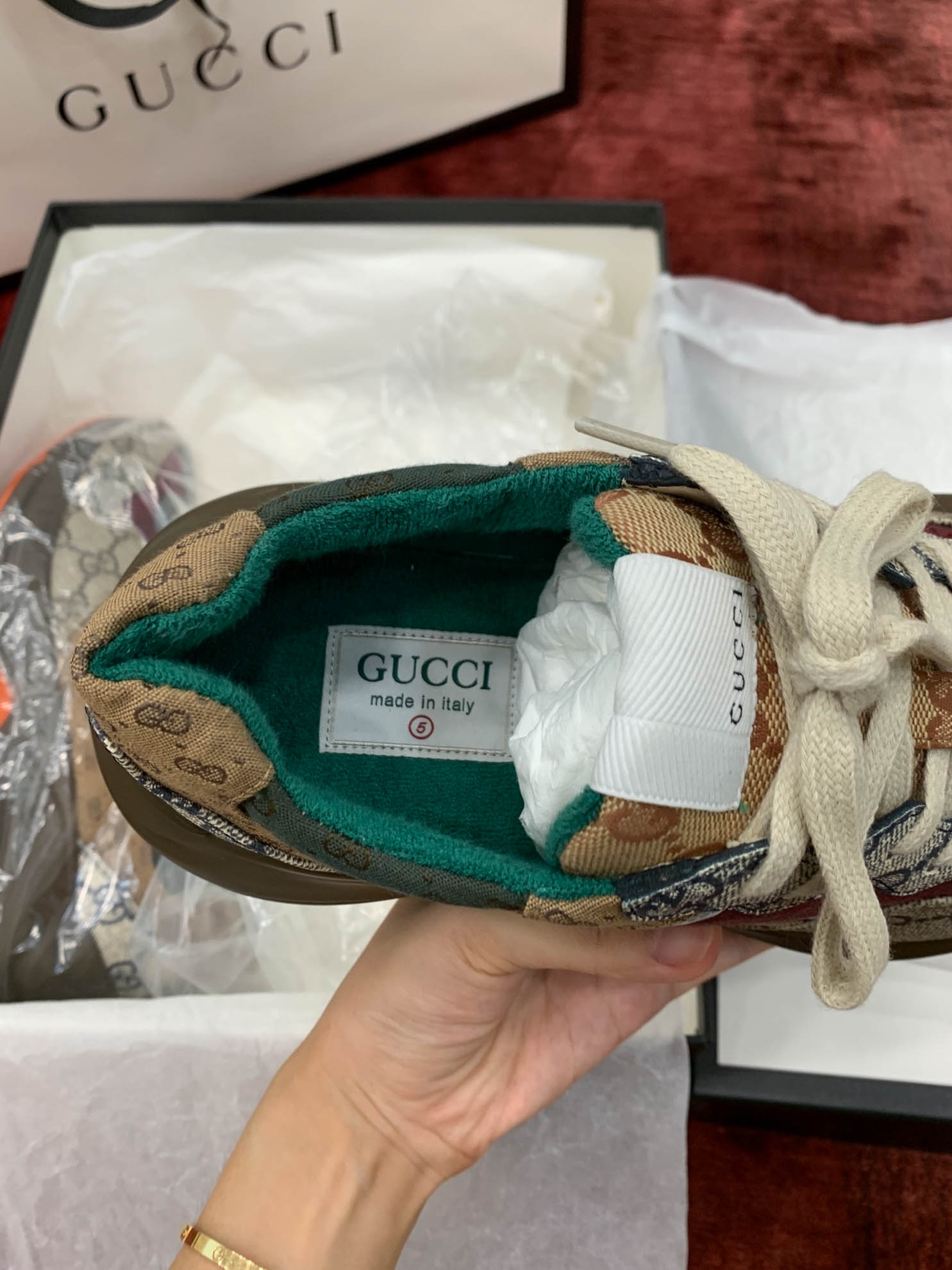 Gucci GG Rhyton sneaker Beige Brick Red and Brown vải Canvas