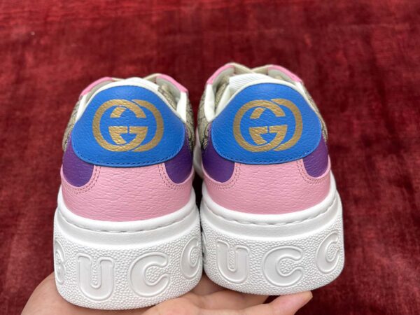 Gucci GG Supreme Sneaker Pink