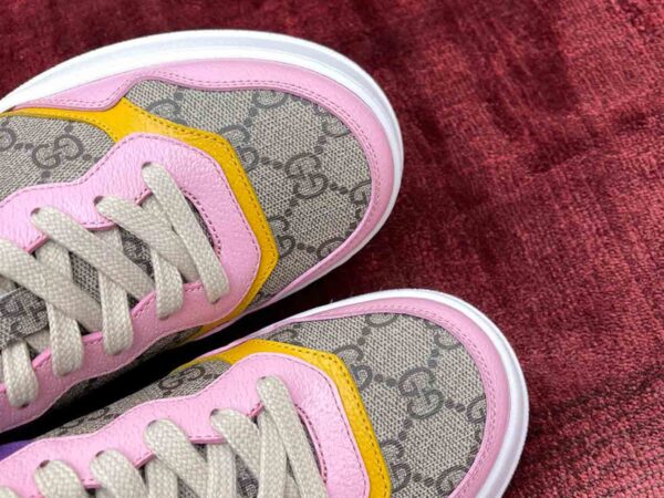 Gucci GG Supreme Sneaker Pink