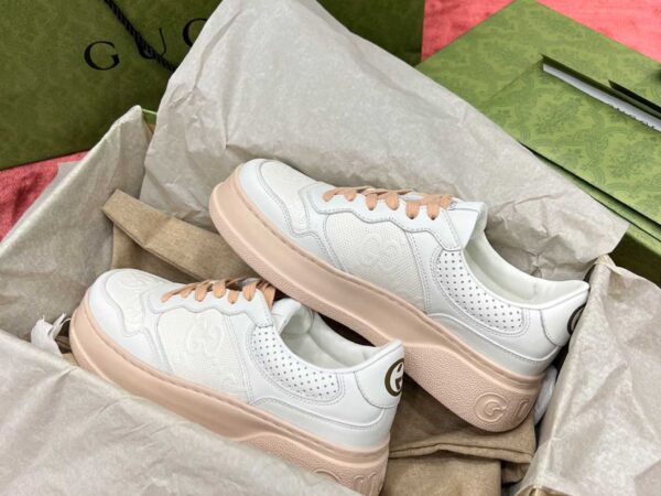 Gucci GG Supreme Sneaker White Pink