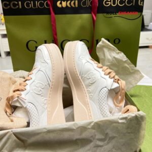 Gucci GG Supreme Sneaker White Pink