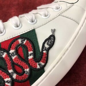 Gucci Rắn “White Snake”