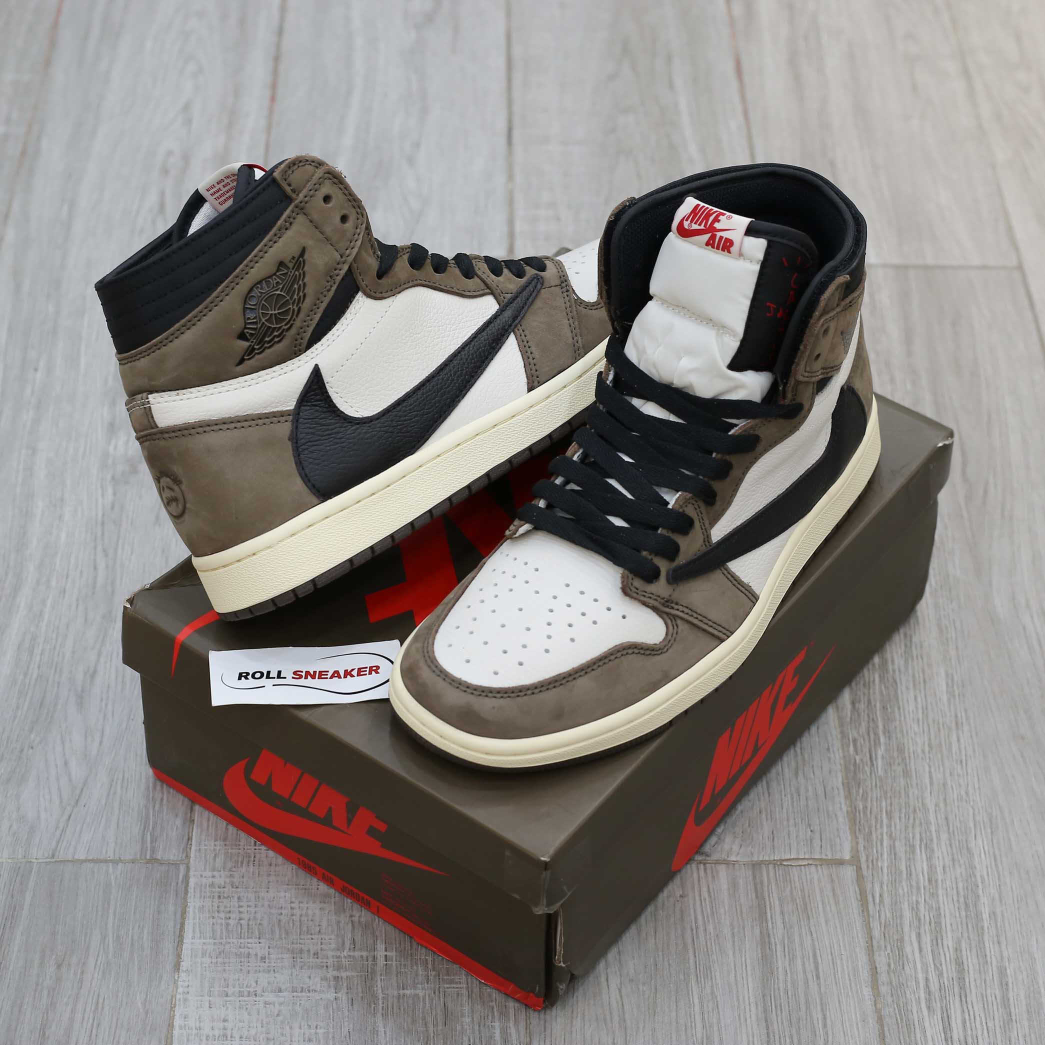 Nike Air Jordan 1 High Travis Scott Like Auth