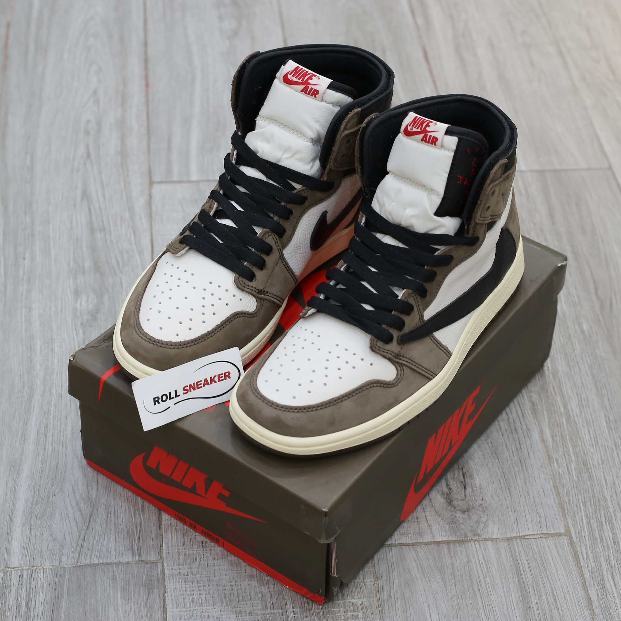 Nike Air Jordan 1 High Travis Scott Like Auth