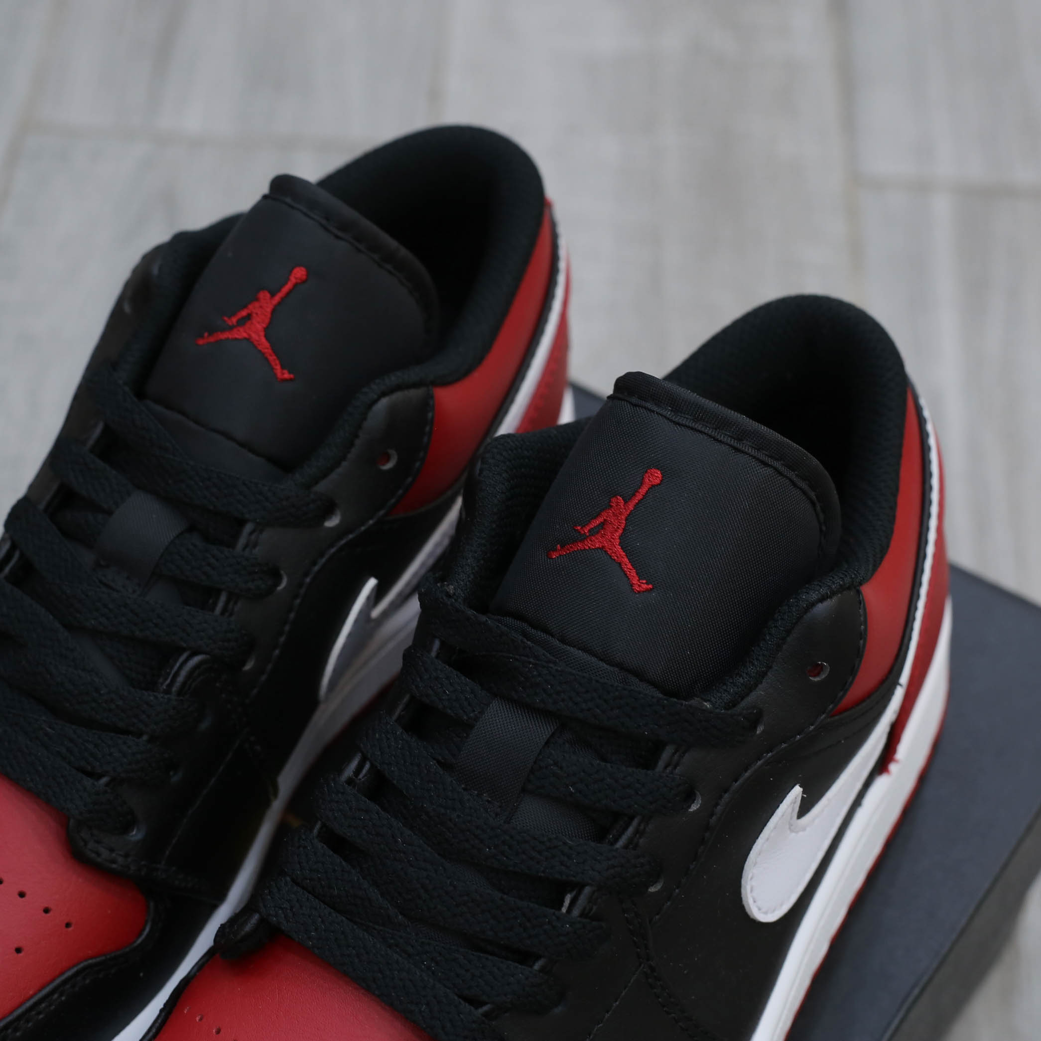 Nike Air Jordan 1 Low Alternate Bred Toe