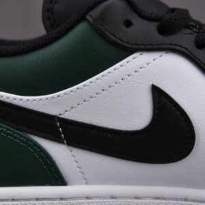 Nike Air Jordan 1 Low GS ‘Green Toe’