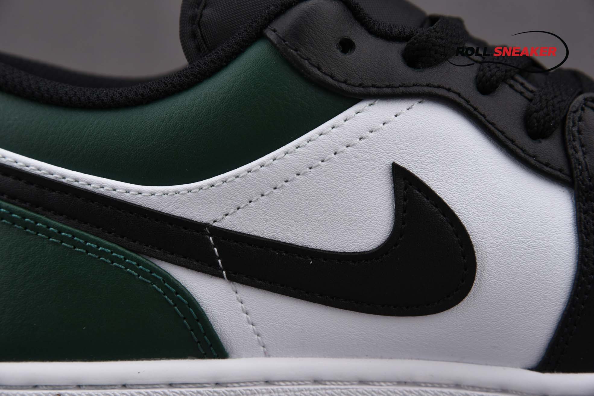 Nike Air Jordan 1 Low GS ‘Green Toe’
