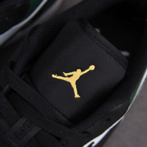 Nike Air Jordan 1 Low GS ‘Green Toe’