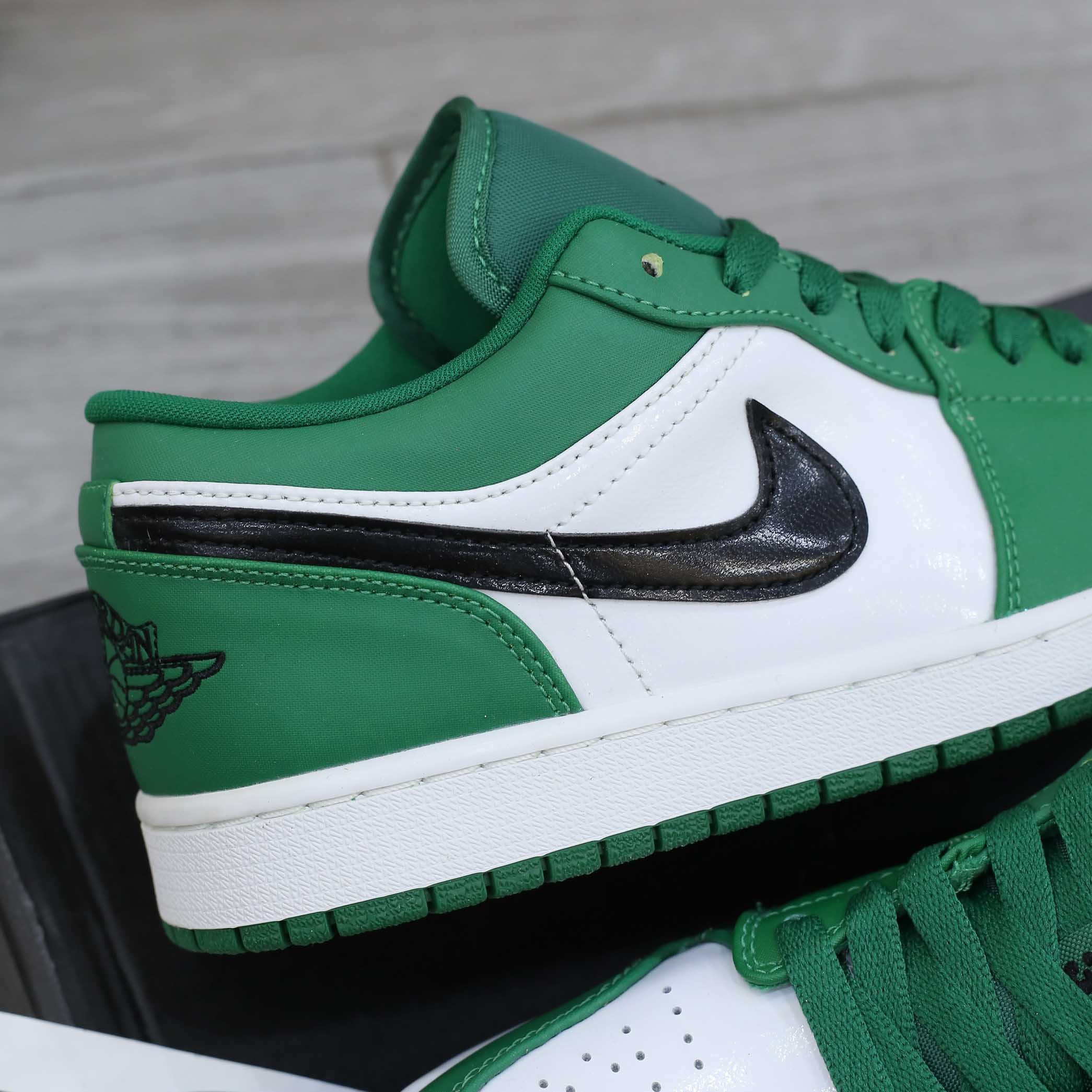 Nike Air Jordan 1 Low ‘Pine Green’