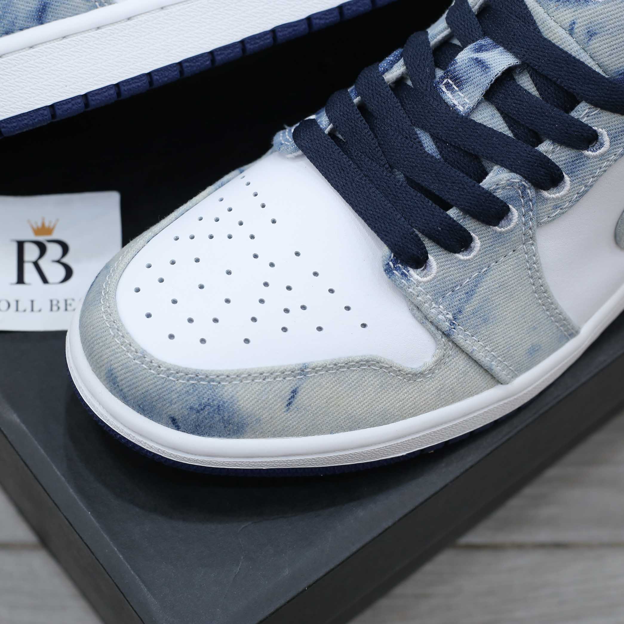 Nike Air Jordan 1 Low SE Washed Denim