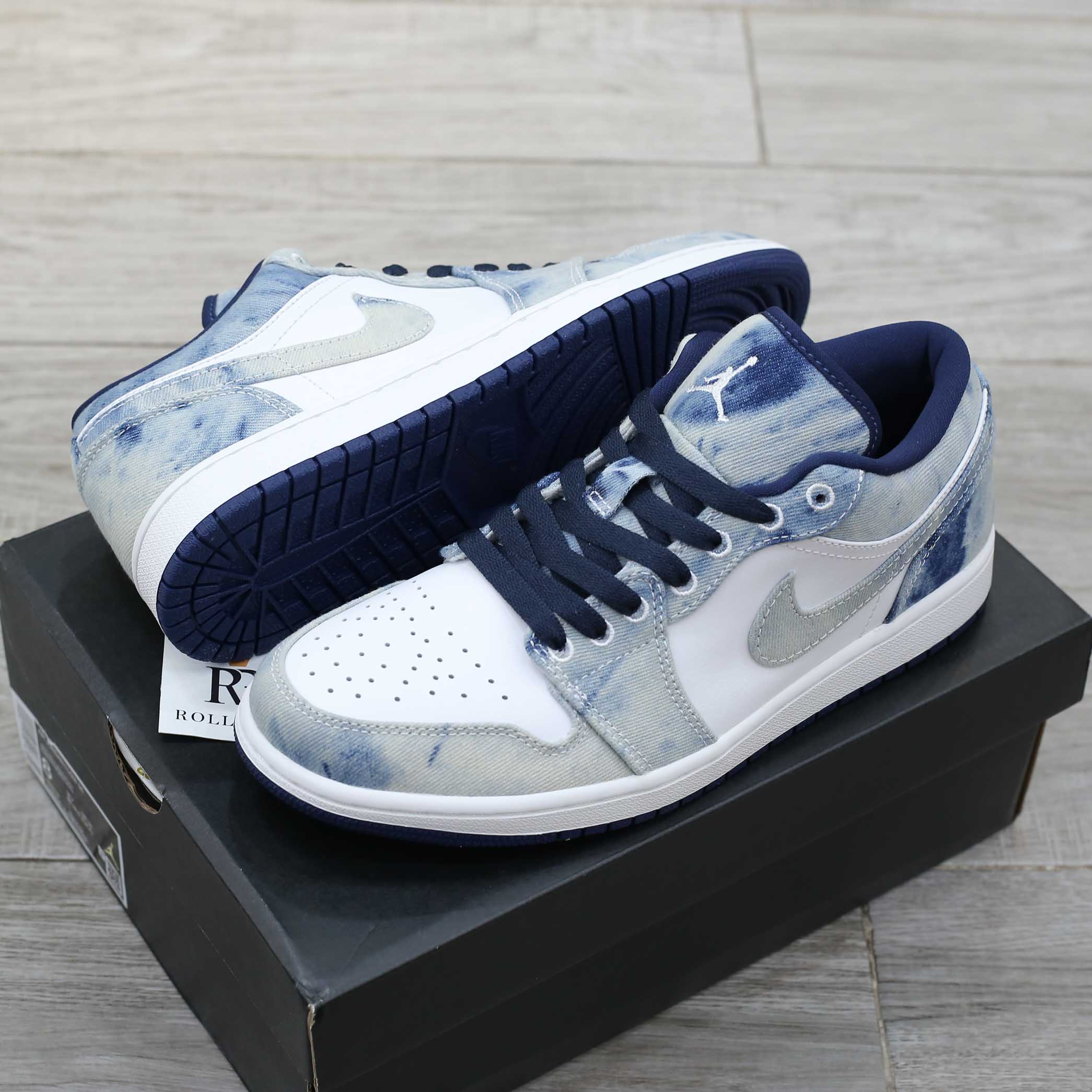 Nike Air Jordan 1 Low SE Washed Denim