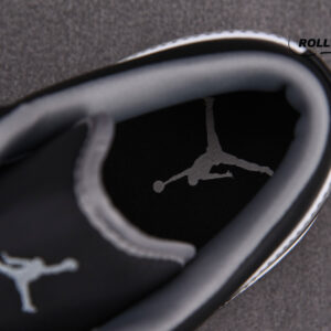 Nike Air Jordan 1 Low GS ‘Black Medium Grey’