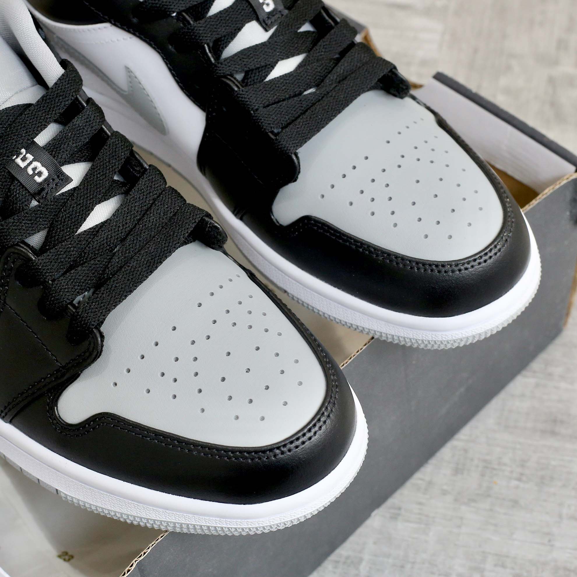 Nike Air Jordan 1 Low ‘Shadow’