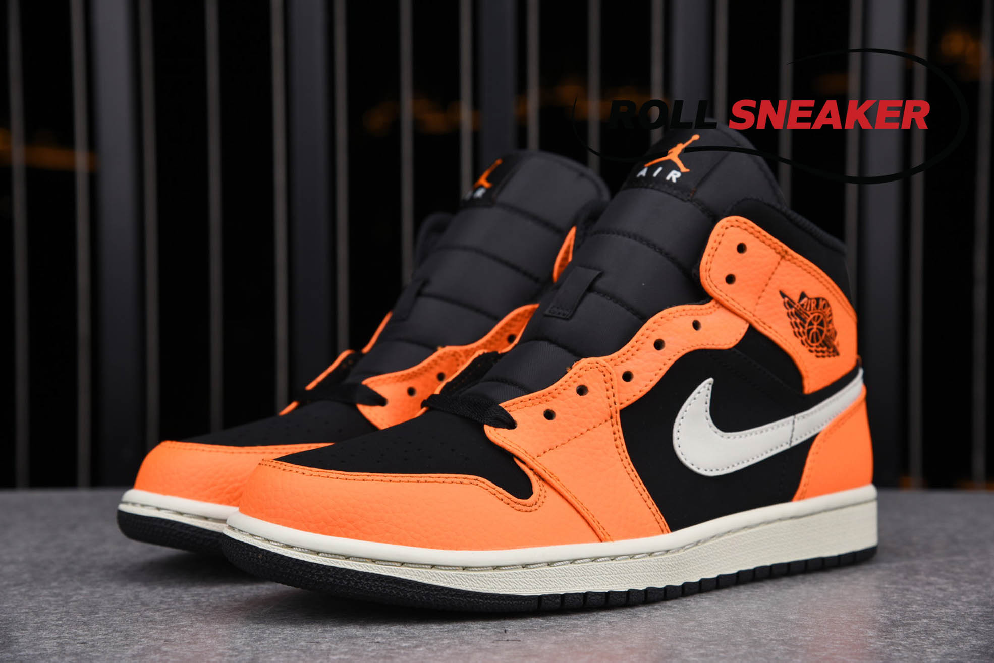 Nike Air Jordan 1 Mid ‘Black Cone’
