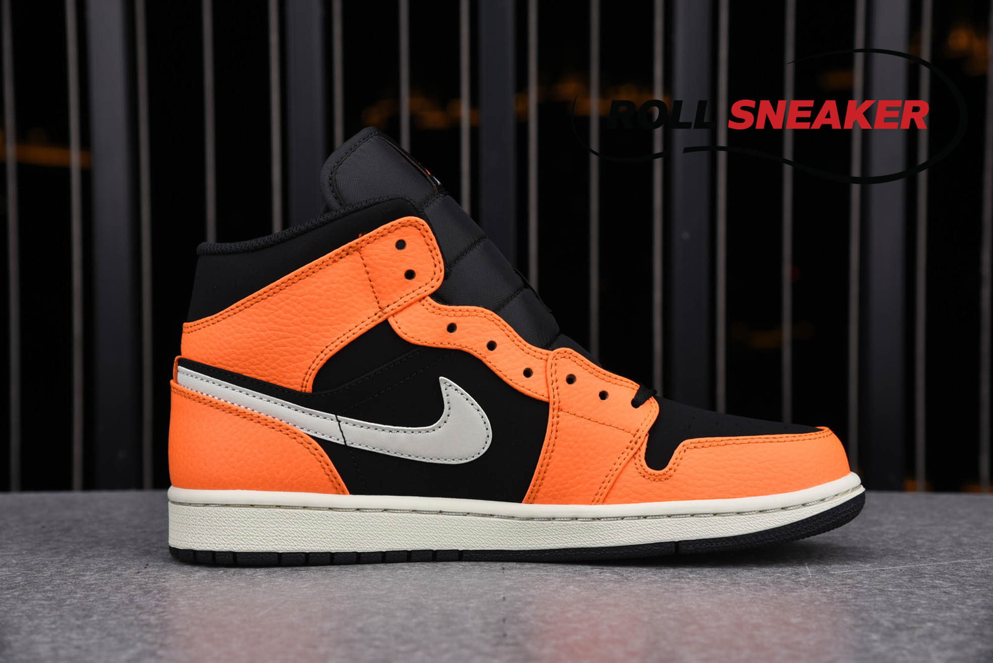 Nike Air Jordan 1 Mid ‘Black Cone’
