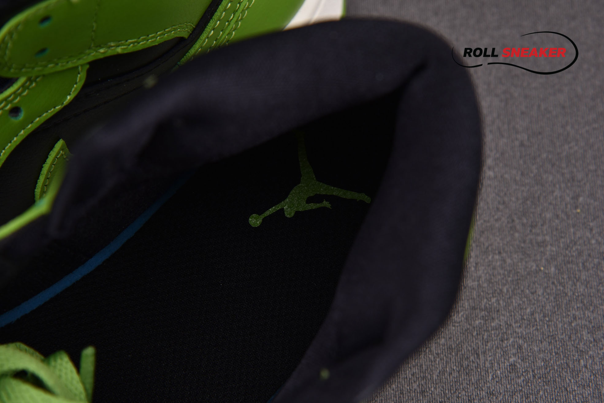 Nike Air Jordan 1 Mid Black Sail Altitude Green Heather
