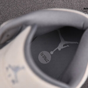 Nike Air Jordan 1 Mid Cream Grey