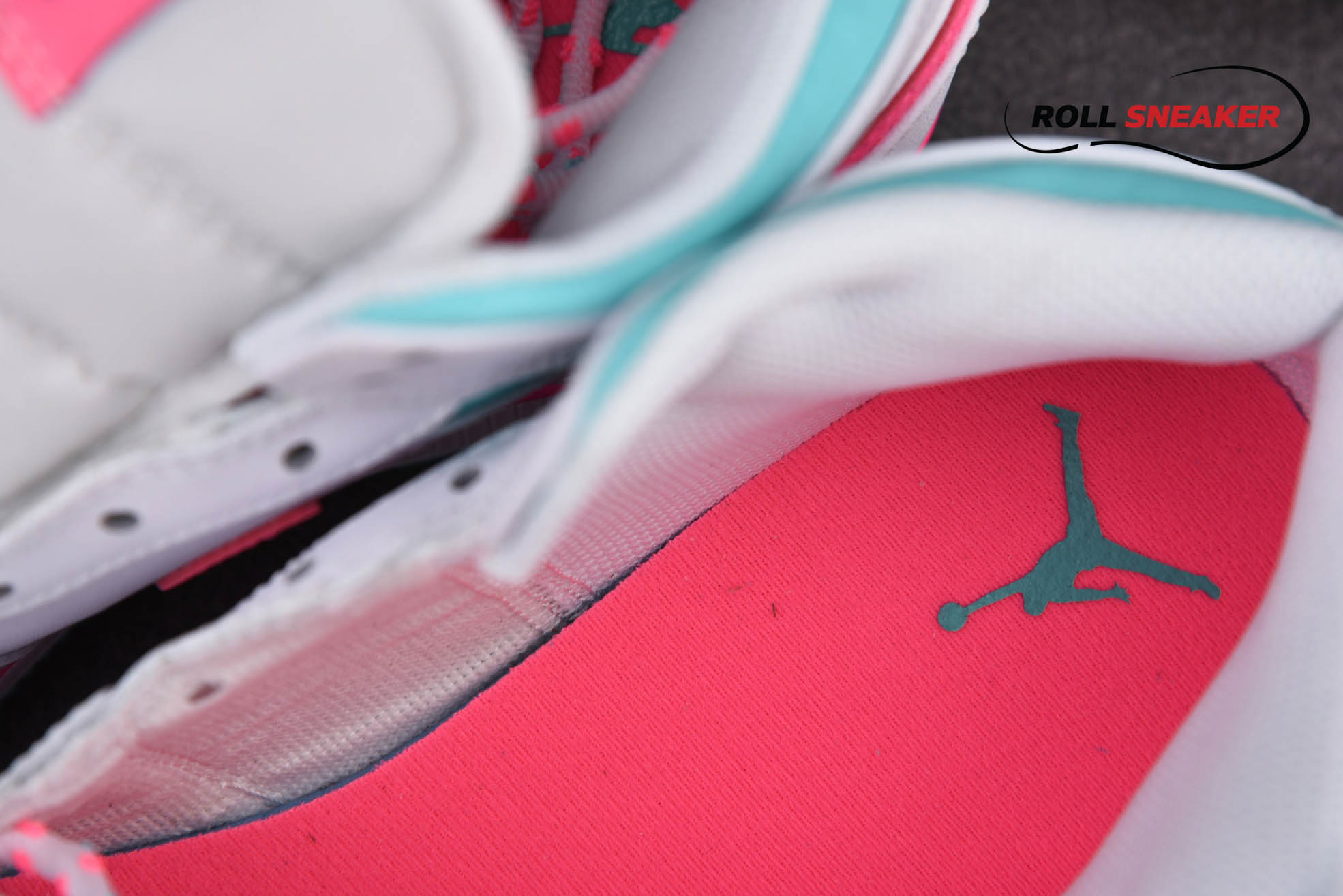 Nike Air Jordan 1 Mid GS ‘Digital Pink’
