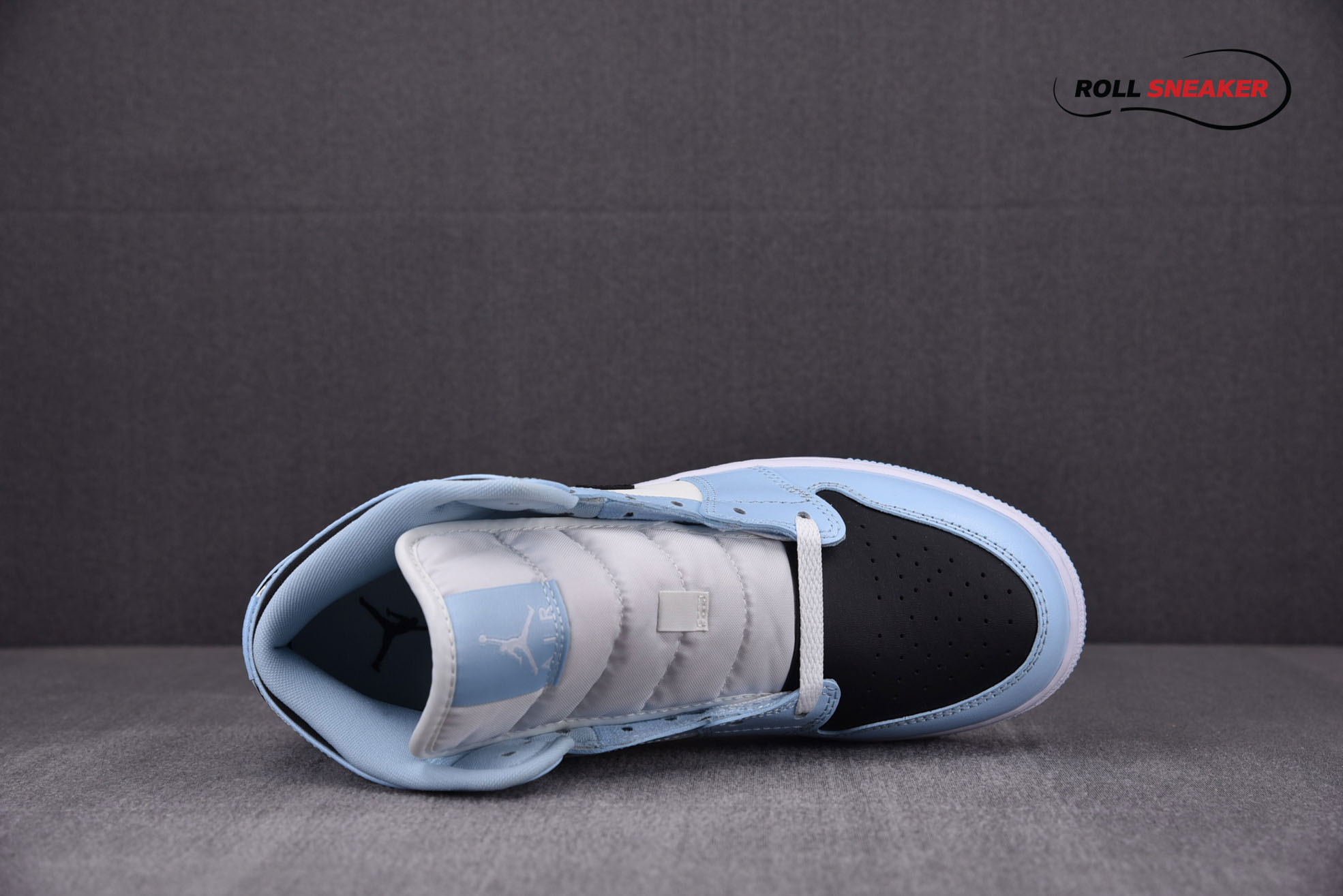Nike Air Jordan 1 Mid GS ‘Ice Blue’
