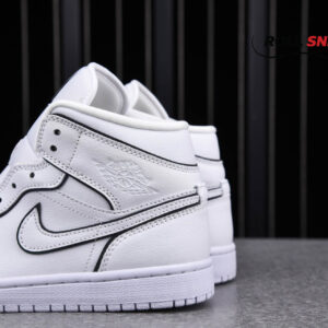 Nike Air Jordan 1 Mid ‘Iridescent Reflective White’