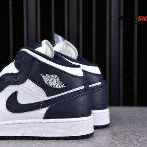 Nike Air Jordan 1 Mid Obsidian