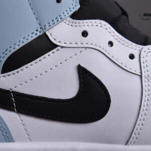 Nike Air Jordan 1 Mid SE GS ‘White Ice Blue’