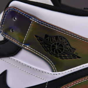 Nike Air Jordan 1 Mid SE ‘Heat Reactive Color Change’