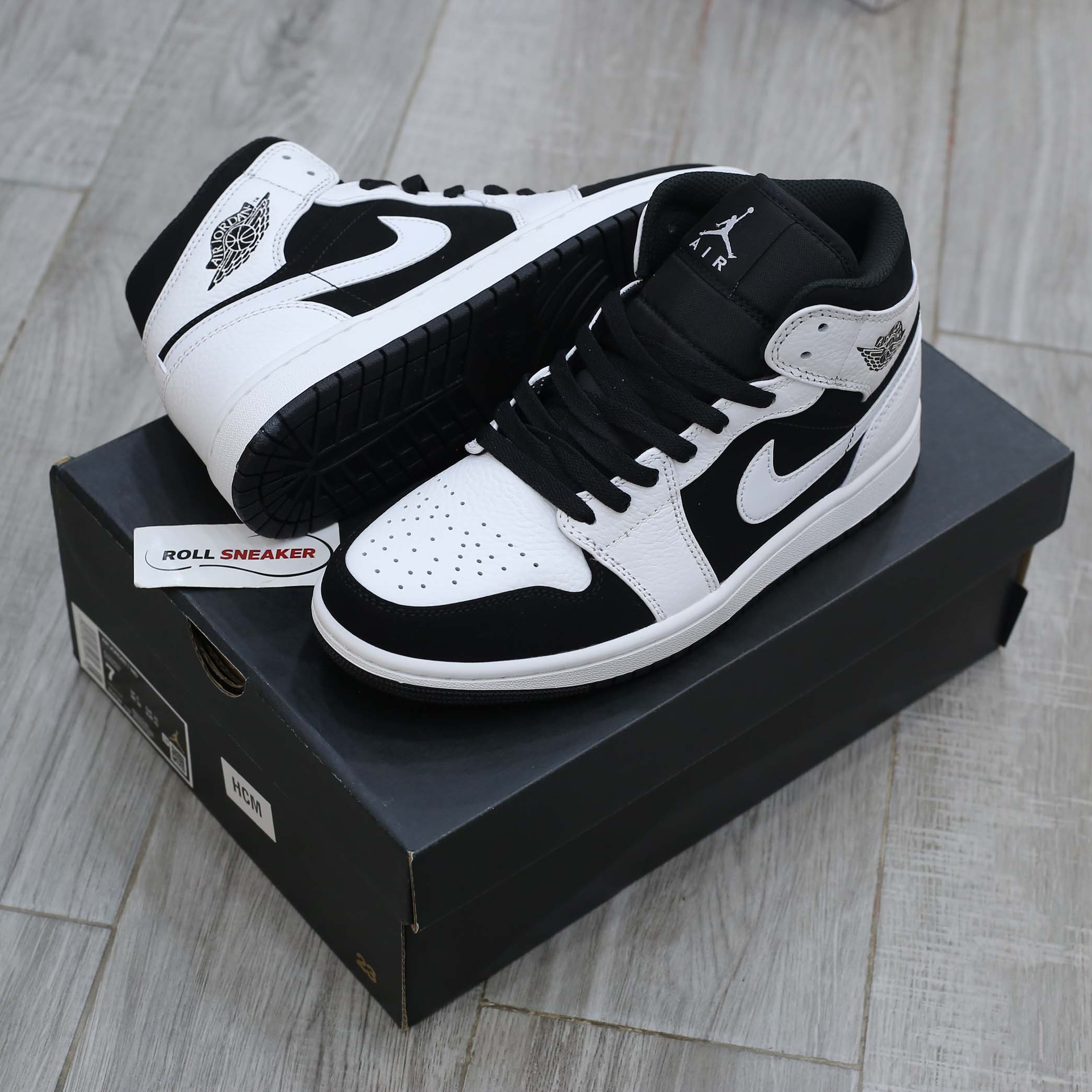 Nike Air Jordan 1 Mid Tuxedo White Black